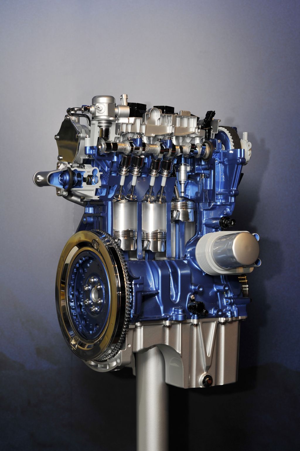 Ford EcoBoost Engine 09